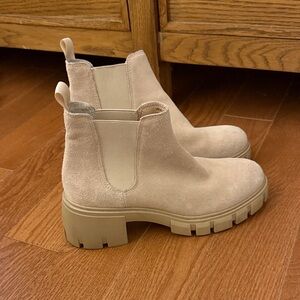 Steve Madden Light Tan Ankle Booties